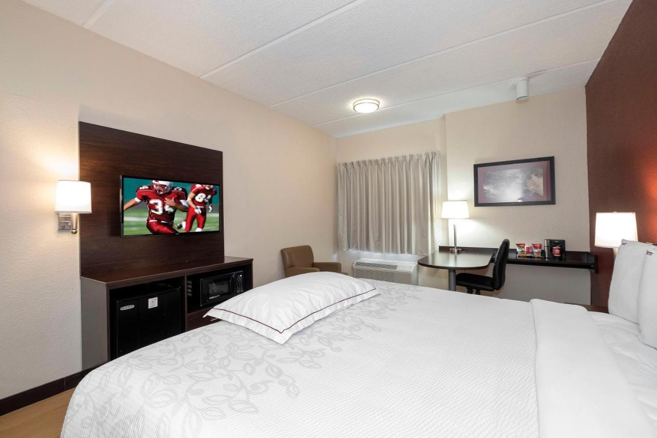 Red Roof Inn Plus Raleigh Downtown Ncsu Conv Center Екстер'єр фото