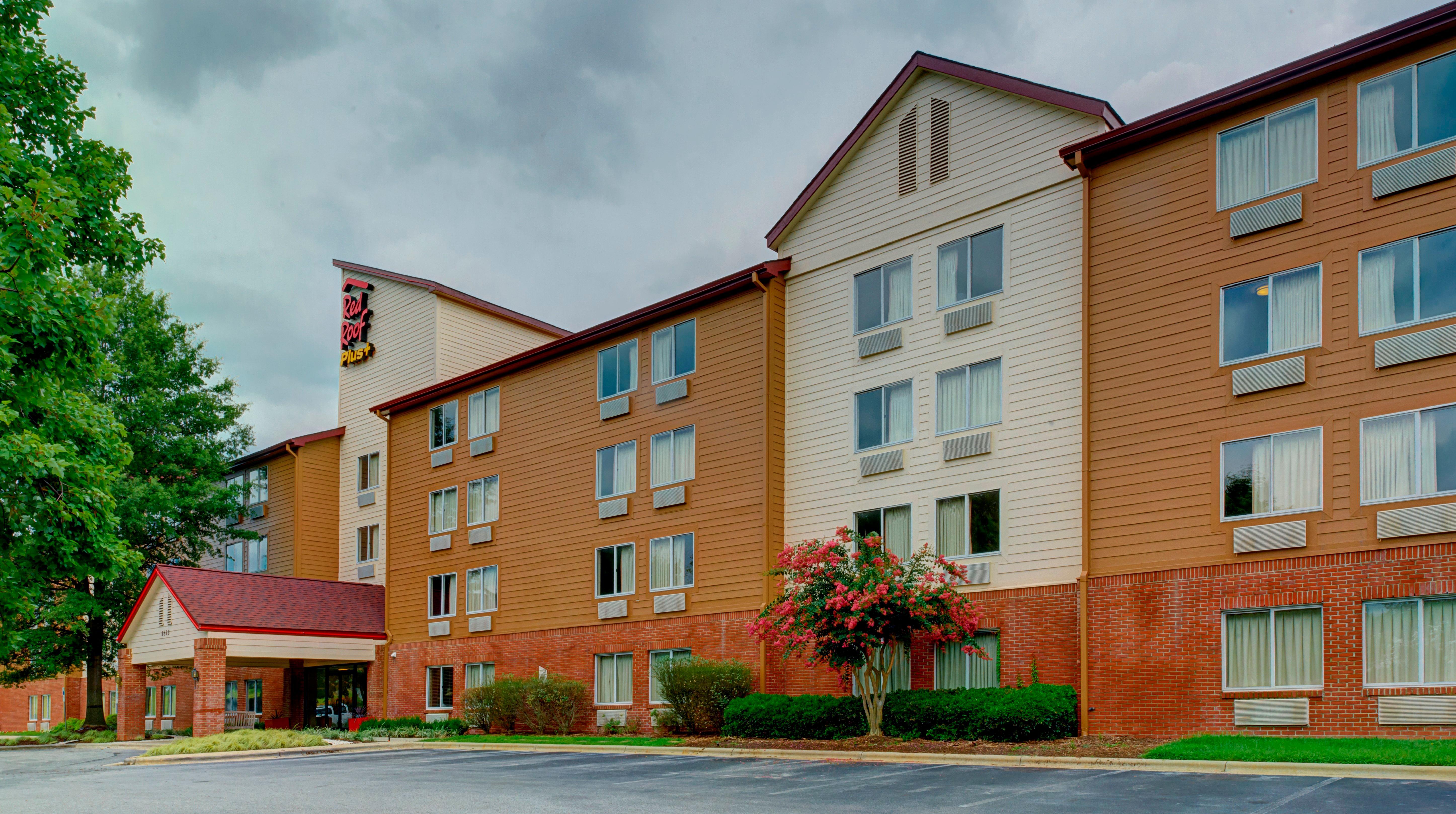 Red Roof Inn Plus Raleigh Downtown Ncsu Conv Center Екстер'єр фото